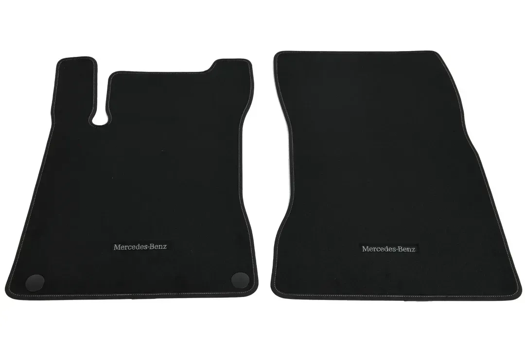 a1776805100 7e80   floor mat set